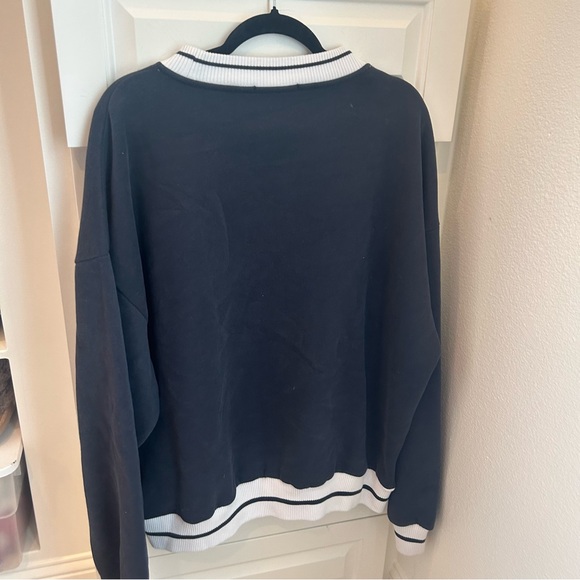 YLLW the Label Sweatshirt - Picture 4 of 5